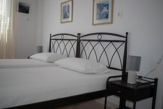 Kouki Maria Rooms Аполония Екстериор снимка