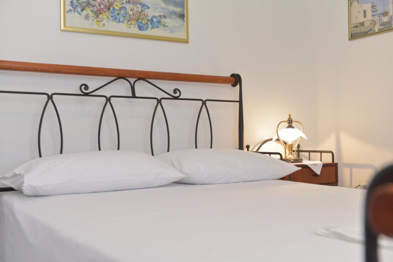 Kouki Maria Rooms Аполония Екстериор снимка