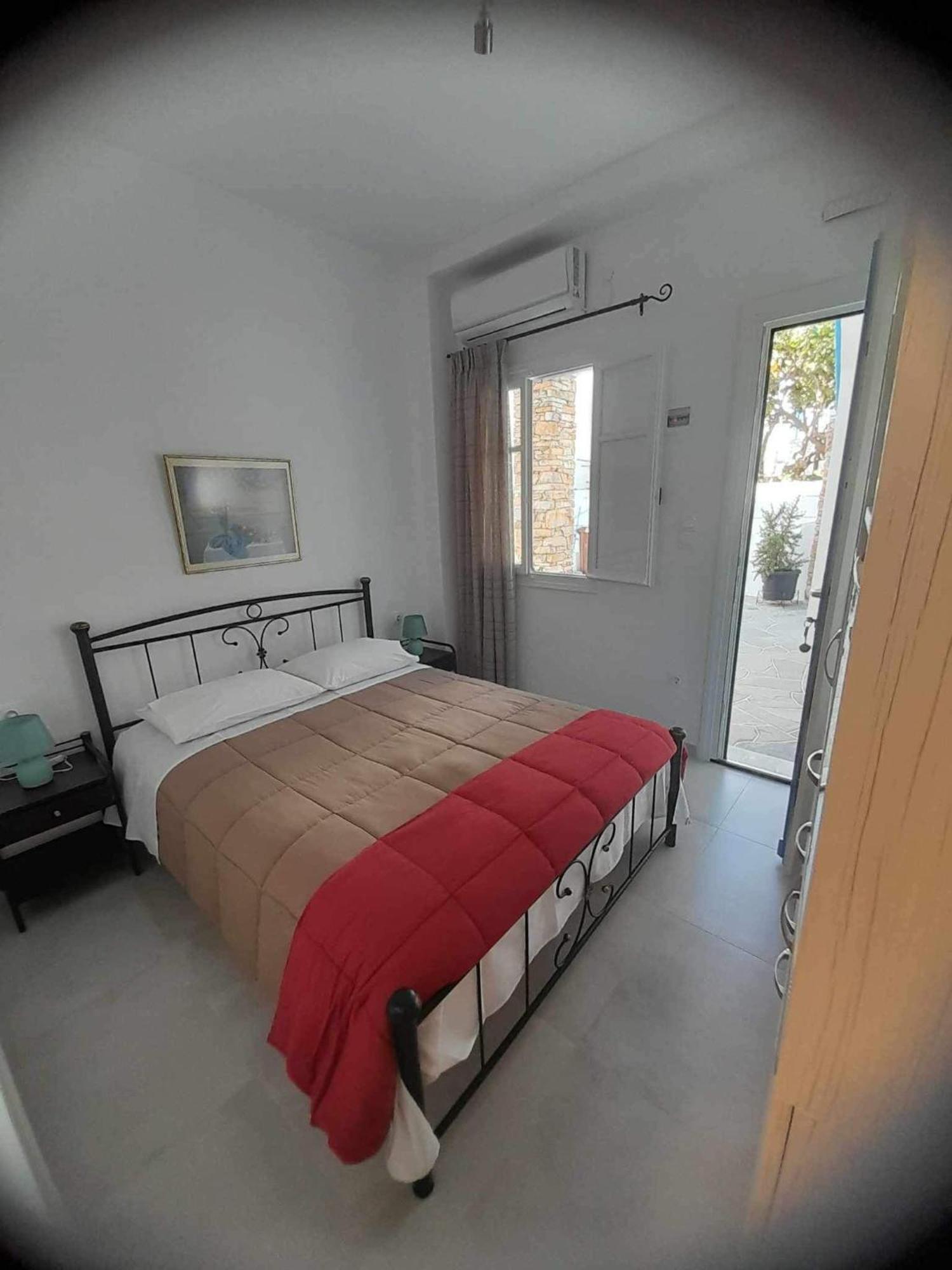 Kouki Maria Rooms Аполония Екстериор снимка
